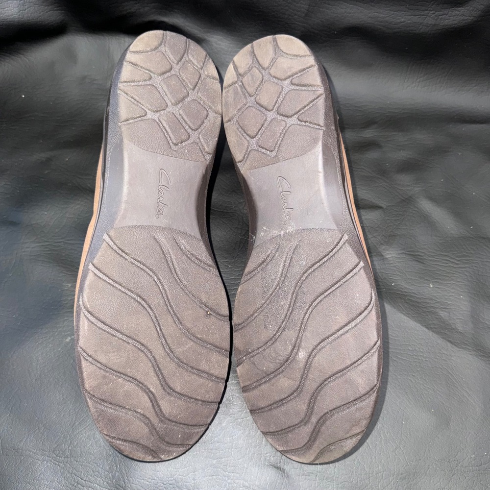 Clarks Collection Tan Slip On Loafers Womens Size 12 Ultimate Comfort Flats - Picture 5 of 8